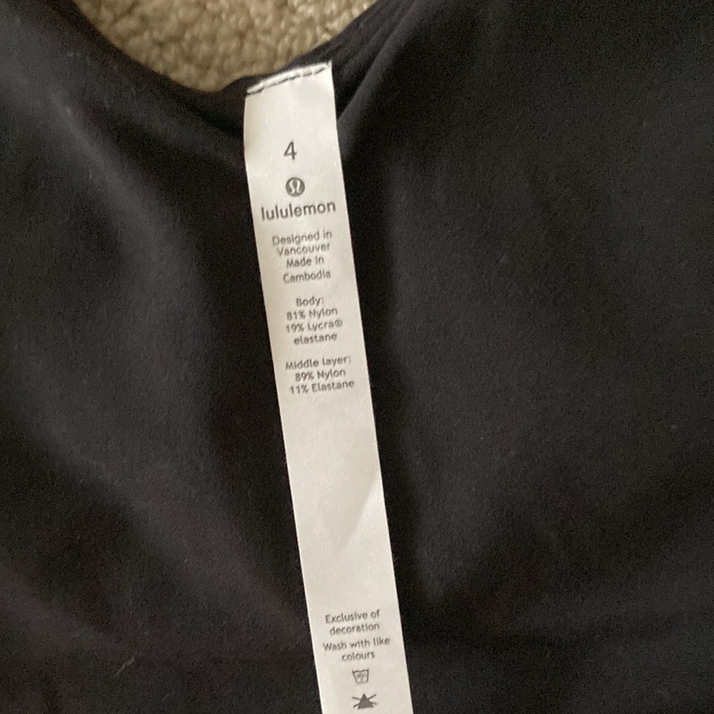 Lululemon Align Tank Black Size 4 Nulu Original Version 2020 Thin Strap Like New - Picture 2 of 7